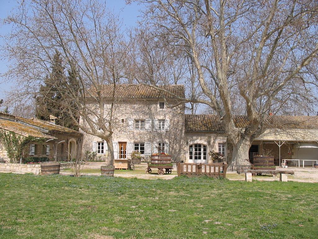 Châteauneuf-de-Gadagne Mas Des Vertes Rives Bed & Breakfast エクステリア 写真