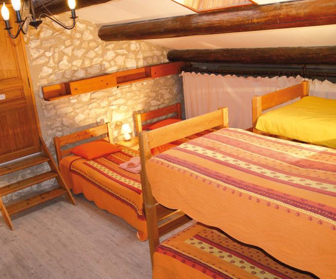 Châteauneuf-de-Gadagne Mas Des Vertes Rives Bed & Breakfast エクステリア 写真