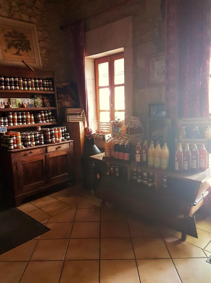 Châteauneuf-de-Gadagne Mas Des Vertes Rives Bed & Breakfast エクステリア 写真